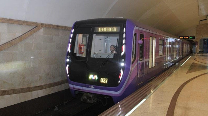 Metroda maşinistlərin maaşı azalıb? - RƏSMİ AÇIQLAMA 