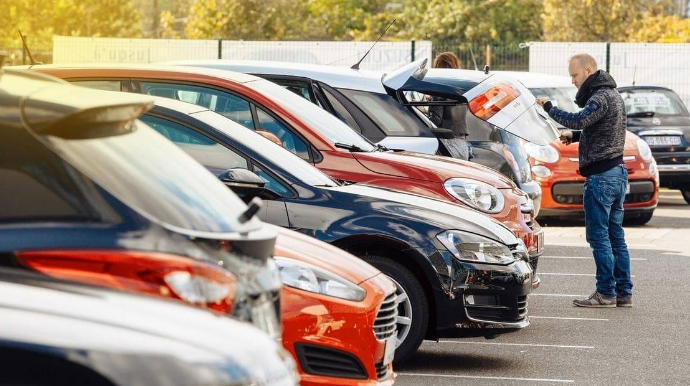 “Azərikard”a məxsus avtomobil satışa çıxarılır - QİYMƏT