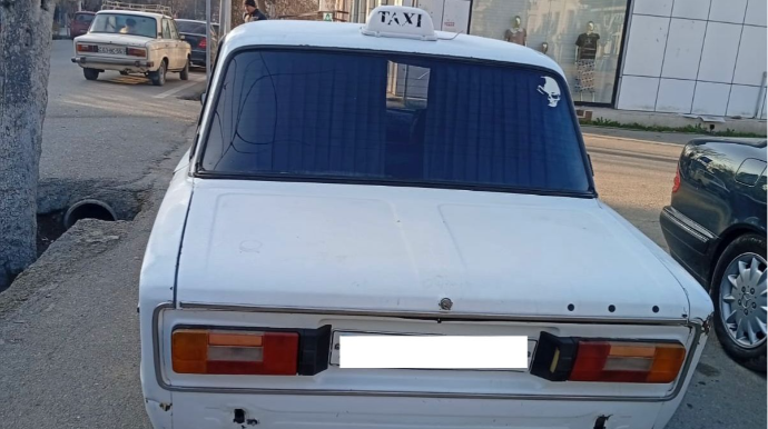 Marixuana çəkib taksi sürən narkoman sürücü SAXLANILDI - FOTO 