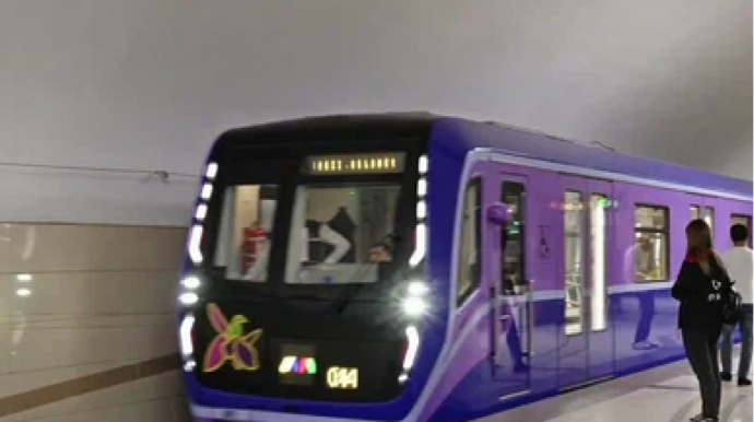 Bakı metrosunda qatarda nasazlıq yarandı - Sərnişinlər düşürüldü