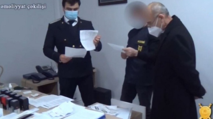 Кадры задержания директора Масаллинской центральной районной больницы  - ВИДЕО