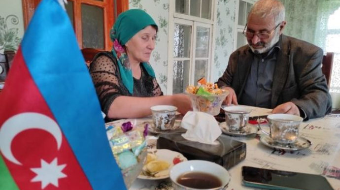 Dörd oğlu Vətən Müharibəsində döyüşmüş ana: “Məğlub xalq” ifadəsini üzərimizdən götürdük” 