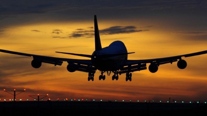 ABŞ-da pis hava şəraiti səbəbindən 2 000-dən çox reys ləğv edilib 