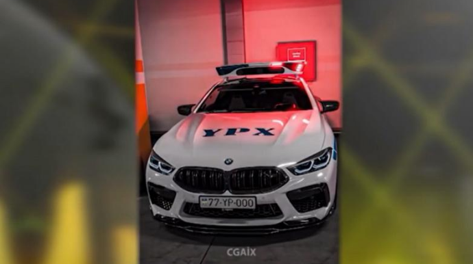 Polis avtomobili ilə hər kəsi çaşbaş salan gənc kimdir? - VİDEO 