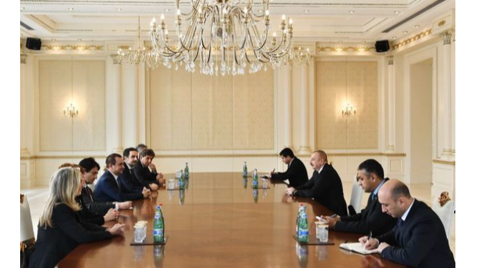 Президент Ильхам Алиев принял зампреда Палаты депутатов Италии - ФОТО