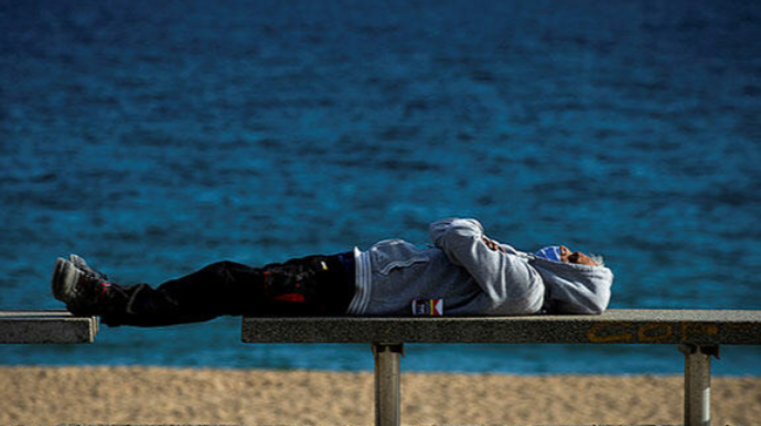 Çimərliklərdə də maska taxmaq məcburi oldu