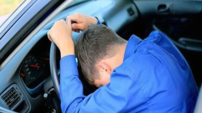 Üç kişi avtomobildə boğulub öldü 