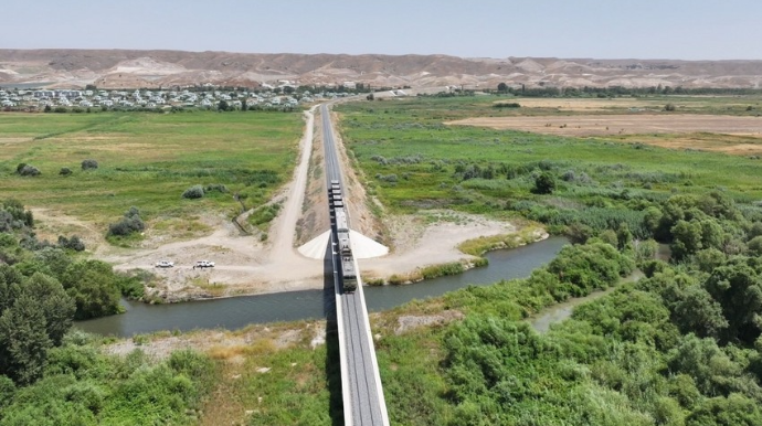 Horadiz-Ağbənd dəmir yolu xəttinin tikinti-quraşdırma işlərinin 67 faizi yekunlaşıb - FOTO