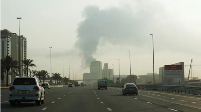 Dubay aeroportuna uçuşlar müvəqqəti dayandırıldı - VİDEO