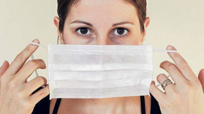 İctimai yerlərdə tibbi maska taxmaq bu gündən məcburi olub