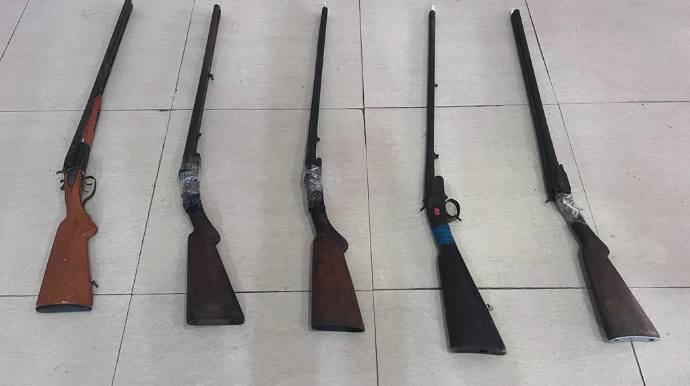 İmişli sakinlər ov tüfənglərini polisə təhvil verdi  - FOTO