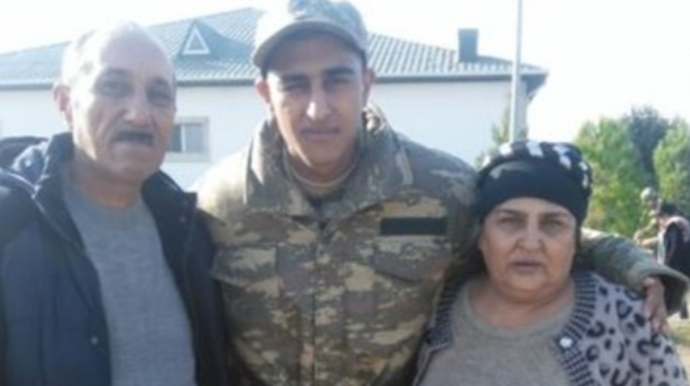 “Nurlandan sonra ata-anamız da öldü, bizə “ev düşmür” deyirlər” - Zirzəmidə yaşayan bacı-qardaş   - FOTO