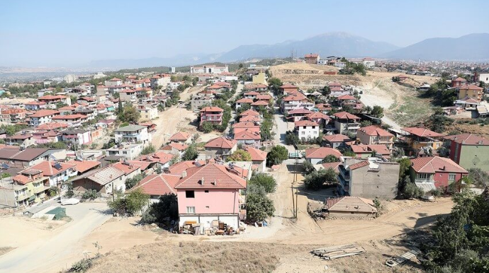 Deputat: Bakıda sənədsiz evlərin sayı 500 mindən çoxdur