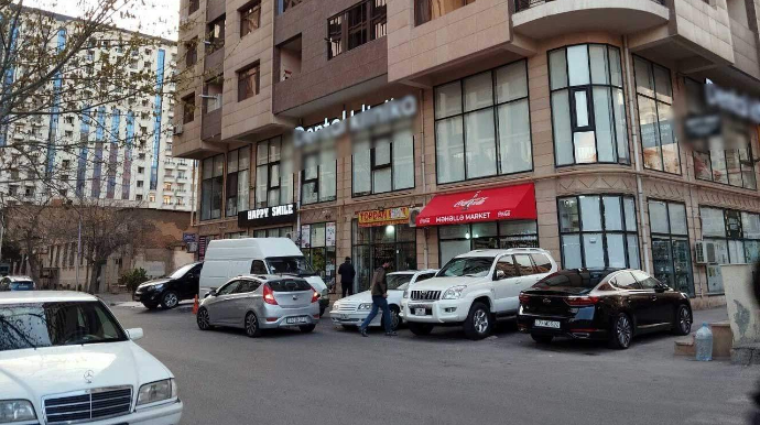 Bu küçədə hərəkət birtərəfli olacaq - Maşınlar bir-birinə maneə yaradır 