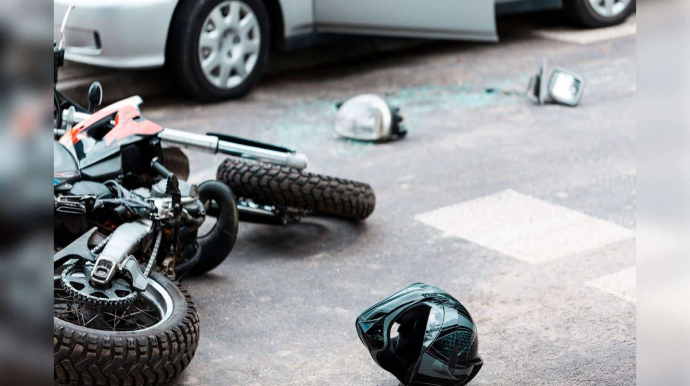 Sumqayıtda motosiklet iki piyadanı vurub 