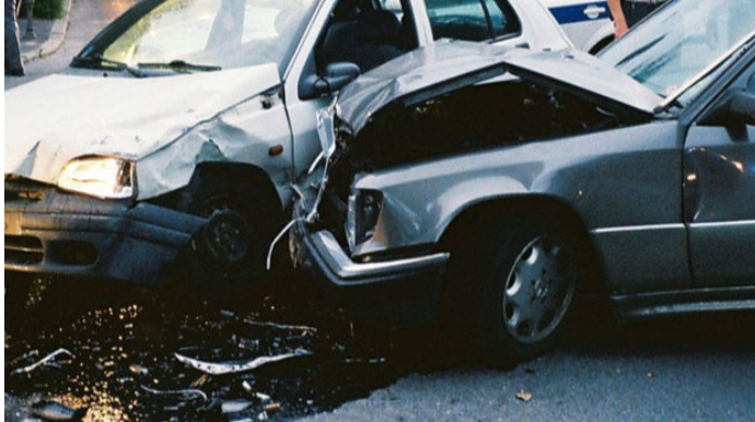 Bakı-Qazax yolunda qəza: Ər-arvad xəsarət aldı