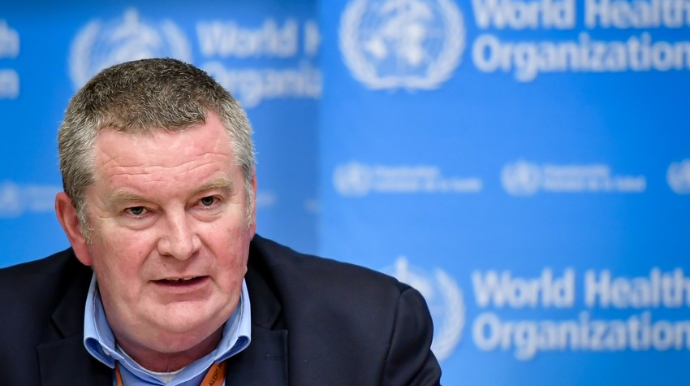 ÜST:  Kollektiv immunitet xilasımız deyil