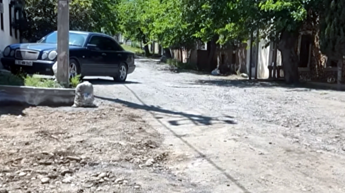 Yeddi illik baxımsızlıq: Sakinlərin yol problemi - VİDEO 