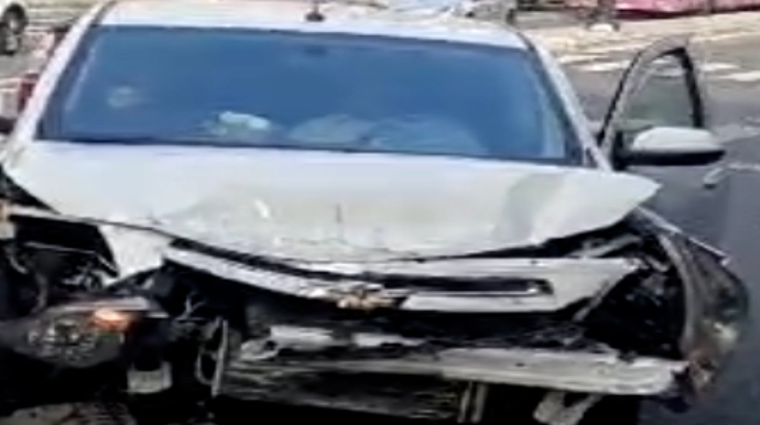 Paytaxtda AĞIR QƏZA  – İki maşın TOQQUŞDU – VİDEO   