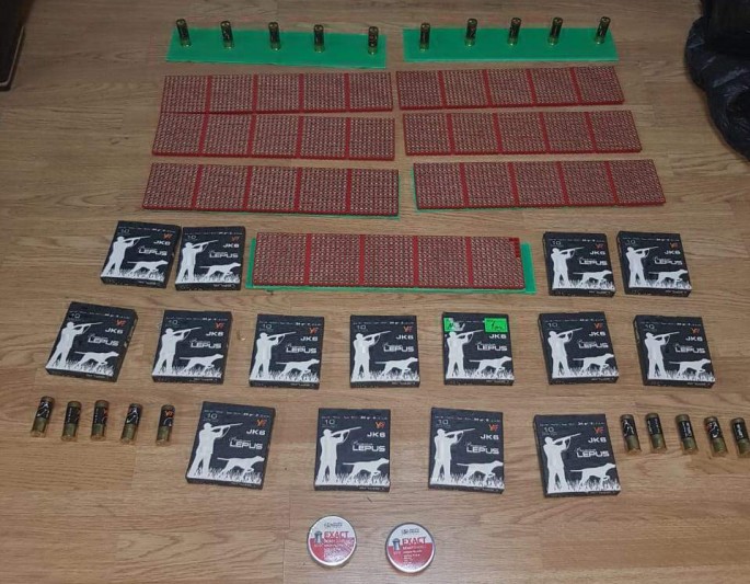 Ərzaq məhsullarının arasında güllə keçirilməsinin qarşısı alınıb - VİDEO