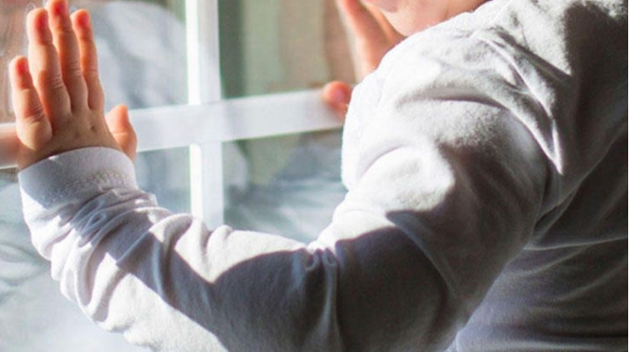 Gəncədə azyaşlı 3-cü mərtəbədən yıxılıb