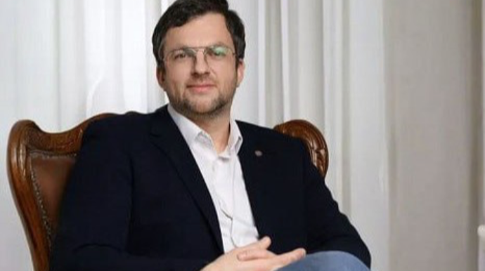 İlk koronavirus peyvəndini sınaqdan keçirən alim qəzada öldü - FOTO 