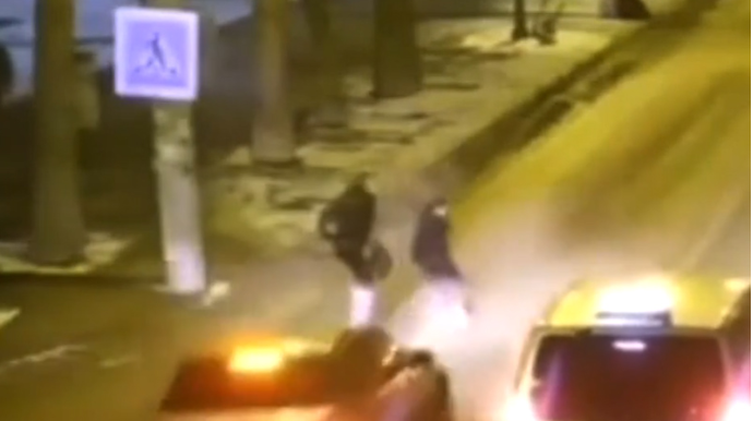 Piyada keçidində məktəbli belə vuruldu - REAL VİDEO