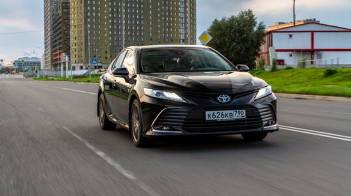 DGK-nin maşınları hərracda bahaya satıldı - 230 000 manat ...