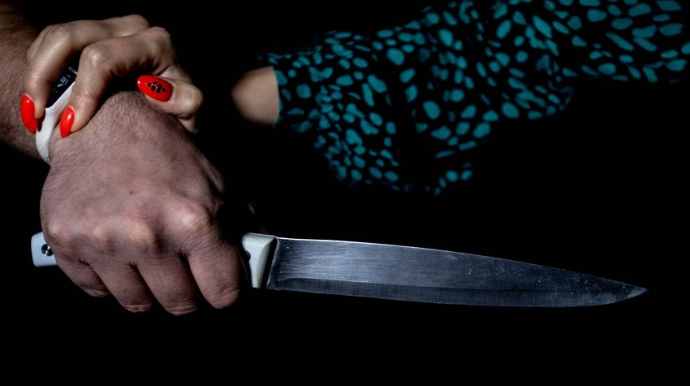 Xaçmazda 20 yaşlı qızın bıçaqlanmasının TƏFƏRRÜATI: Sevgiliymişlər   - YENİLƏNİB