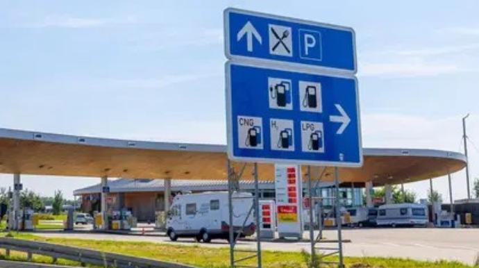 Avropada keyfiyyətsiz yanacaq bizim şirkətlərə problem yarada bilər - FOTO