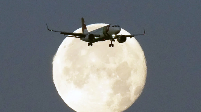 Roma Papasının təyyarəsində problem aşkarlanıb - KİV 