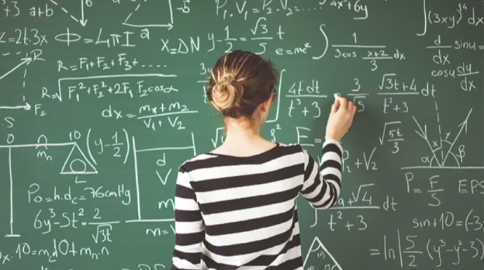 Bu müəllimlərin MAAŞI ARTIR 