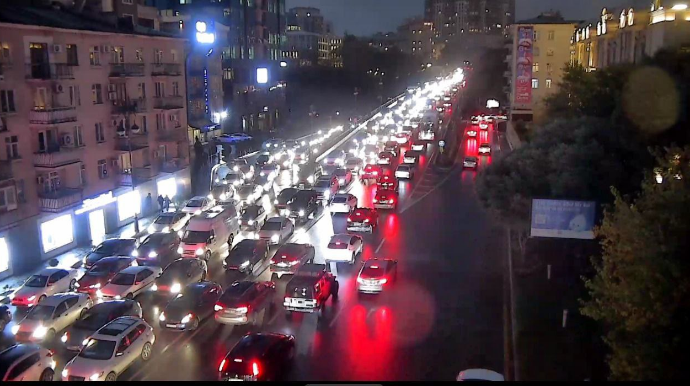 Paytaxt yollarında sıxlıq olan küçə və prospektlər açıqlanıb  - FOTO