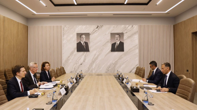 Almaniyalı qonaqla Orta Dəhlizin inkişafı barədə fikir mübadiləsi apardıq - Nazir 