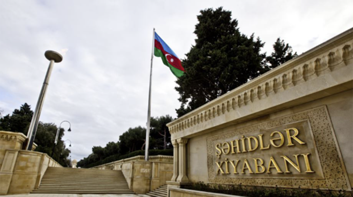 İtaliya Prezidenti Şəhidlər xiyabanında