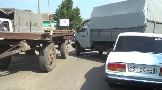 Cəlilabadda 4 nəqliyyat vasitəsi toqquşdu - FOTO