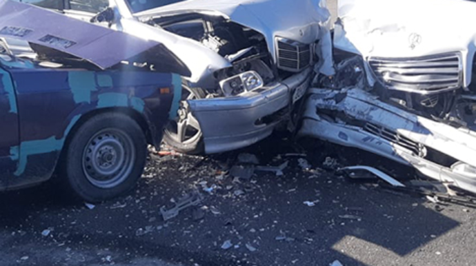 Gəncədə qəza oldu, yaralanan var 