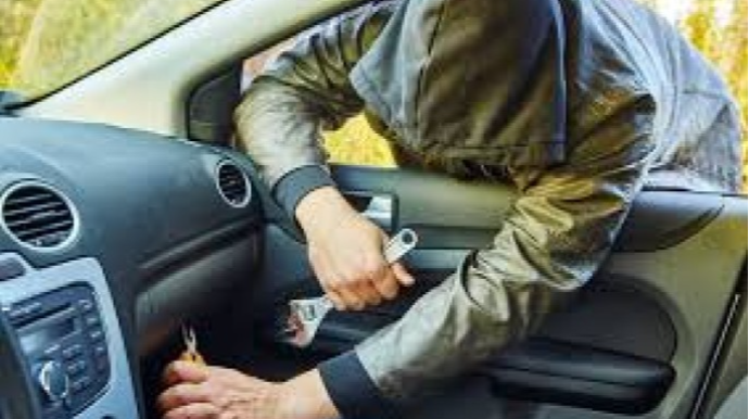 Bakıda nasaz avtomobil oğurlanıb 