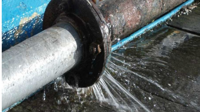 Magistral kəmərdə qəza - Bakının iki rayonu susuz qaldı 