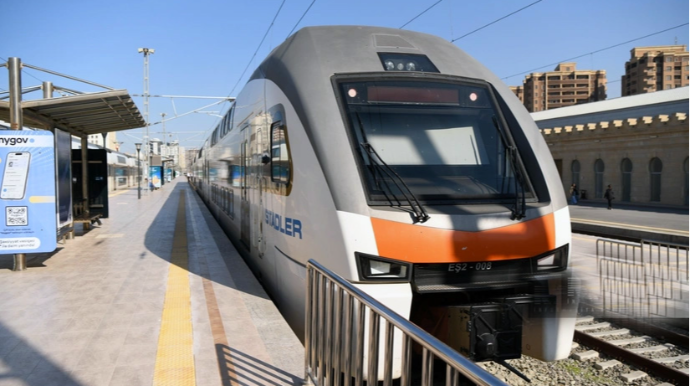 Назначены дополнительные рейсы по маршруту Баку–Агстафа–Баку - АЖД