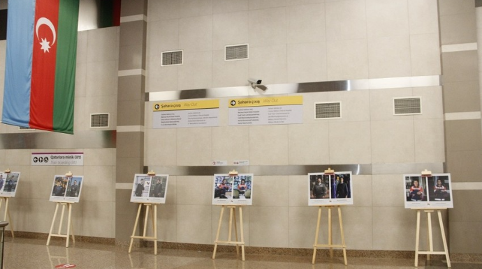 Bakı metrosunda "Sizinlə qürür duyuruq" layihəsi davam edir  - FOTO