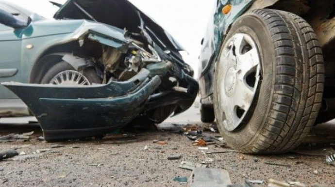 Qəbələdə ağır qəza; "Opel" və "06" toqquşdu -  Ölənlər və yaralılar var