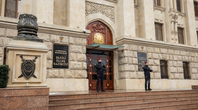 В колл-центр "102" поступило свыше 102 тыс. звонков в связи с непогодой 