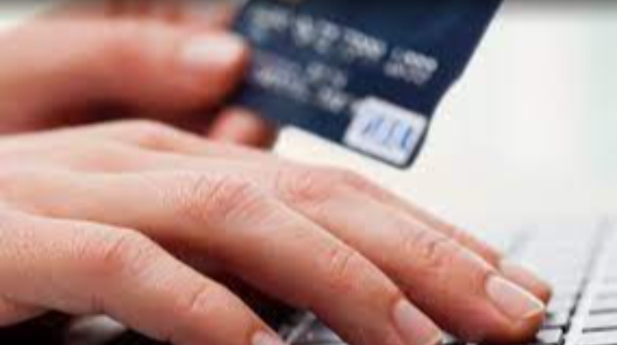 Bakıda qadının bank hesabından pul oğurlayan şəxs saxlanılıb 