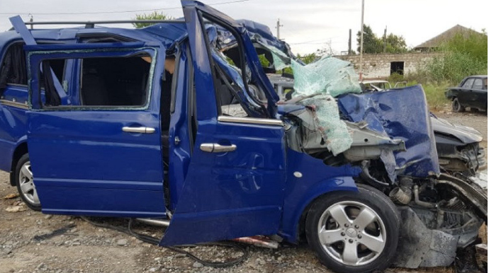 Ucarda dəhşətli yol qəzası baş verdi, 5 ölü, 2 yaralı var    - FOTO