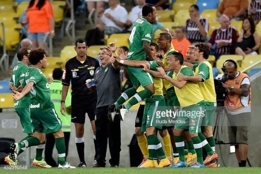 Qəzada ölən futbolçuların nömrələri heç kimə verilməyəcək