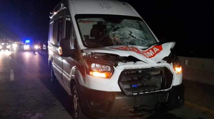 Ucarda təcili yardım avtomobili piyadanı vurub öldürdü  - VİDEO