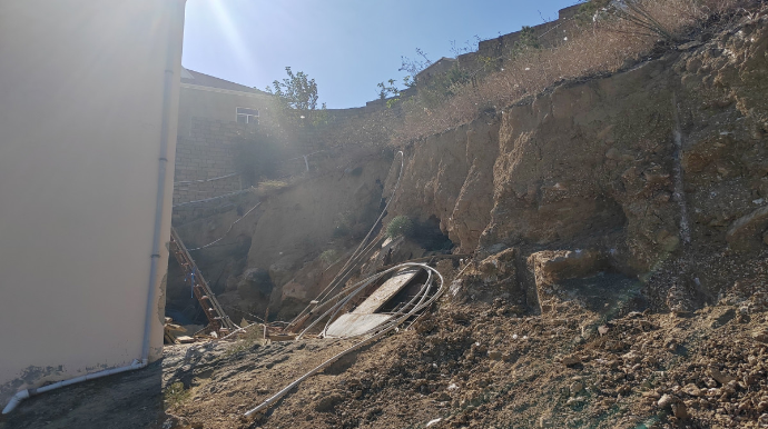 Bakıda sürüşmələrin monitorinqi aparılıb, çatlar və çökmələr müəyyən edilib - FOTOLAR 