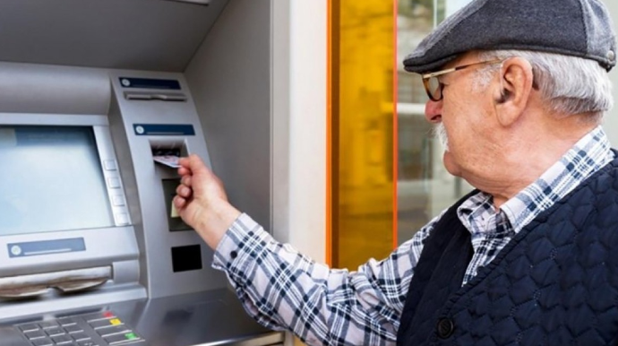 Pensiyaçılara şad xəbər 