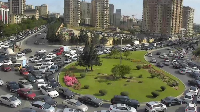 BNA: Hazırda bir sıra küçə və prospektlərdə tıxac var - FOTO